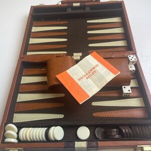 Classic Brown Backgammon Set
